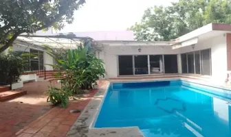 Foto de inmueble en Av. Palmira #S/N, Col. Palmira Tinguindin C.P. 62490, Cuernavaca