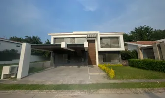 Foto de inmueble en PASEO DE LAS FLORES #43, Col. Paraíso Country Club C.P. 62766, Emiliano Zapata
