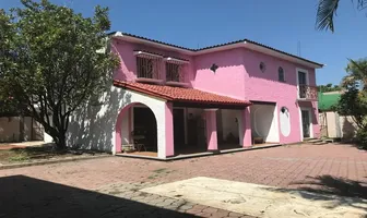 Foto de inmueble en Fuentes #100, Col. Pedregal de las Fuentes C.P. 62554, Jiutepec