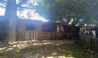 Foto de inmueble en De los pinos, Col. Santa María Ahuacatitlán C.P. 62100, Cuernavaca