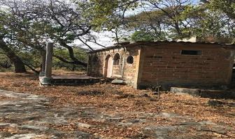 Foto de inmueble en Camino a Sto.Domingo Ocotitlán, Col. Santo Domingo C.P. 62520, Tepoztlán