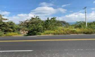 Foto de inmueble en CARRETERA TEPOZTLAN-CUERNAVACA, Col. Tepoztlán Centro C.P. 62520, Tepoztlán
