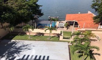 Foto de inmueble en Circunvalación, Col. Tequesquitengo C.P. 62915, Jojutla
