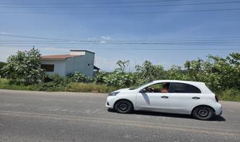 Foto de inmueble en Cerca de Carr. a Aeropuerto de Cuernavaca, Cuauhtemoc, al 62700, Col. Villas de Xochitepec C.P. 62790, Xochitepec