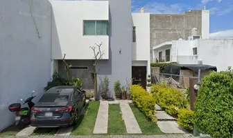 Foto de inmueble en AV. MADRE TIERRA #00, Col. Nayarabastos C.P. 63173, Tepic