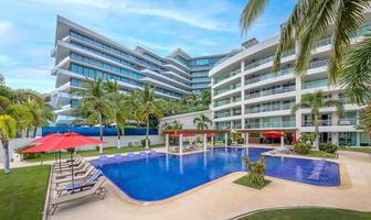 Foto de inmueble en Blvrd Riviera Nayarit, Col. Playas de Huanacaxtle C.P. 63732, Bahía de Banderas