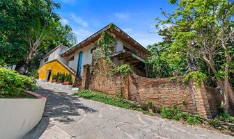 Foto de inmueble en Av del Palmar, Col. Sayulita C.P. 63734, Bahía de Banderas