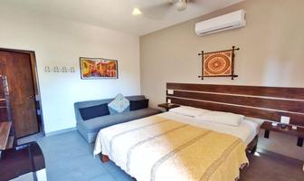 Foto de inmueble en C. Playa Azul, Col. Sayulita C.P. 63734, Bahía de Banderas