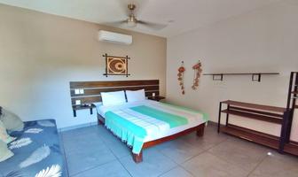 Foto de inmueble en C. Playa Azul, Col. Sayulita C.P. 63734, Bahía de Banderas