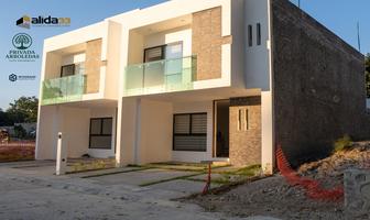Foto de inmueble en Casas Coto Residencial Arboledas, Col. Tepic Centro C.P. 63000, Tepic