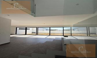 Foto de inmueble en Casa en Venta en Castaños del Vergel, Carretera Nacional, Col. Aires del Vergel C.P. 64985, Monterrey