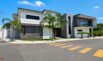 Foto de inmueble en VIOLETA #132, Col. Amorada Privada Residencial C.P. 67300, Santiago