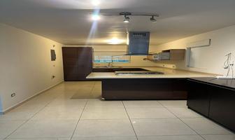 Foto de inmueble en , Col. Barrio San Carlos C.P. 64102, Monterrey