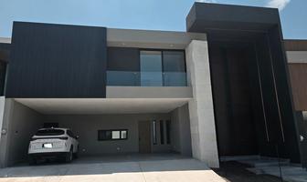 Foto de inmueble en Abeto, Col. Bosques de las Misiones Sector Encino C.P. 67302, Santiago