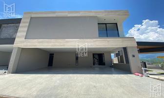 Foto de inmueble en Bosques de las Misiones, Col. Bosques de las Misiones Sector Encino C.P. 67302, Santiago