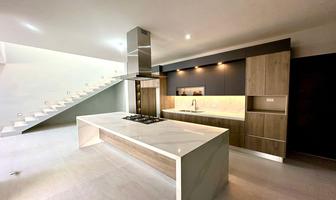 Foto de inmueble en Casa en Venta en Bosques de las Misiónes, Carretera Nacional, Col. Bosques de las Misiones Sector Encino C.P. 67302, Santiago