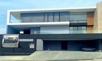 Foto de inmueble en , Col. Bosques de las Misiones Sector Encino C.P. 67302, Santiago