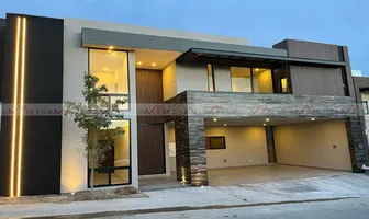 Foto de inmueble en Sin nombre de calle, Col. Bosques de las Misiones Sector Encino C.P. 67302, Santiago