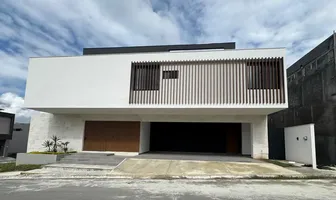 Foto de inmueble en Sin nombre de calle, Col. Bosques de las Misiones Sector Encino C.P. 67302, Santiago