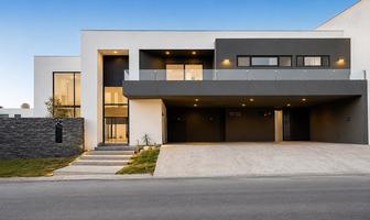 Foto de inmueble en calle SC, Col. Bosques de las Misiones Sector Encino C.P. 67302, Santiago