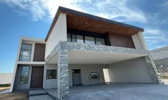Foto de inmueble en LOS TREVIÑO #63, Col. Campestre Santiago C.P. 67318, Santiago