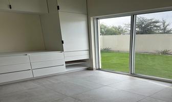 Foto de inmueble en Av. Céntrika 101, Col. Centrika 1 Sector 1a. Etapa C.P. 64520, Monterrey