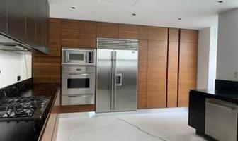 Foto de inmueble en Calzada Del Valle, Col. Del Valle C.P. 66220, San Pedro Garza García