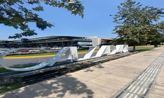 Foto de inmueble en Calzada del valle, Col. Del Valle C.P. 66220, San Pedro Garza García