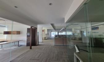 Foto de inmueble en , Col. Del Valle Oriente C.P. 66260, San Pedro Garza García