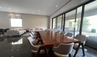 Foto de inmueble en , Col. Del Valle C.P. 66220, San Pedro Garza García