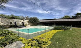 Foto de inmueble en , Col. Del Valle C.P. 66220, San Pedro Garza García