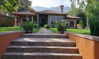 Foto de inmueble en , Col. Del Valle C.P. 66220, San Pedro Garza García