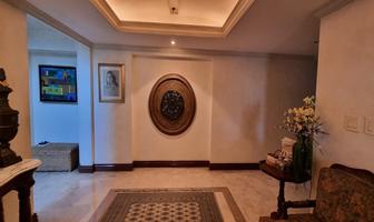 Foto de inmueble en , Col. Del Valle C.P. 66220, San Pedro Garza García