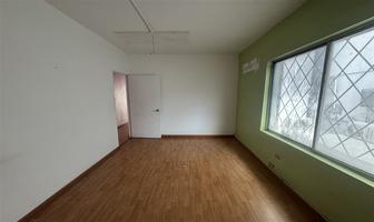 Foto de inmueble en calle, Col. Del Valle C.P. 66220, San Pedro Garza García
