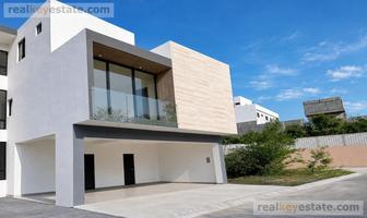 Foto de inmueble en Casa en Venta en Pedregal del Huajuco, Santiago, N.l., Col. El Barrial C.P. 67740, Linares