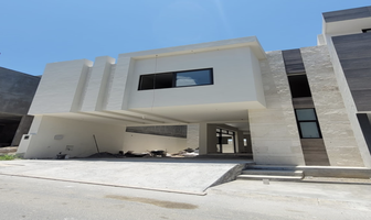 Foto de inmueble en Ceramica, Col. El Barro C.P. 67303, Santiago