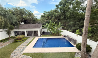Foto de inmueble en Prieto, Col. El Cercado Centro C.P. 67320, Santiago
