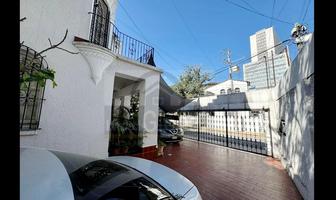 Foto de inmueble en Amplia Casa EN Venta A DOS Cuadras DE Consitucion Centro MTY NL, Col. El Mirador C.P. 64990, Monterrey