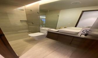 Foto de inmueble en Avenida Constitución 999, Col. El Mirador Centro C.P. 64070, Monterrey