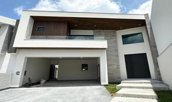 Foto de inmueble en Casa  EN  Venta LAS Granadas, Carretera Nacional Monterrey, Col. El Uro C.P. 64986, Monterrey