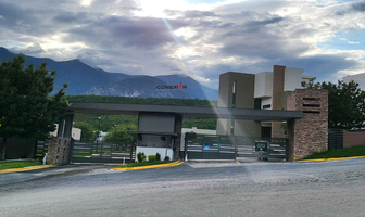 Foto de inmueble en , Col. El Uro C.P. 64986, Monterrey