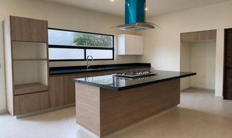Foto de inmueble en Valle de las Esmeraldas, Col. El Uro Oriente C.P. 64985, Monterrey