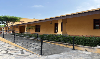 Foto de inmueble en Villa Las Flores, Col. El Uro C.P. 64986, Monterrey