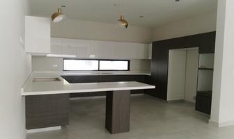 Foto de inmueble en altares, Col. Huajuquito O los Cavazos C.P. 67300, Santiago