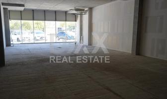 Foto de inmueble en Renta de Local en Carretera Nacional, en planta baja, zona La Rioja, Monterrey, N.L., Col. La Rioja Privada Residencial 2da Etapa C.P. 64984, Monterrey