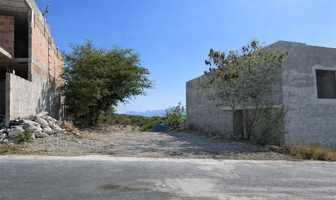 Foto de inmueble en calle T, Col. Laderas Abedul C.P. 64985, Monterrey