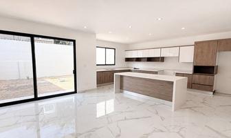 Foto de inmueble en calle VH, Col. Las Cumbres 1 Sector C.P. 64610, Monterrey