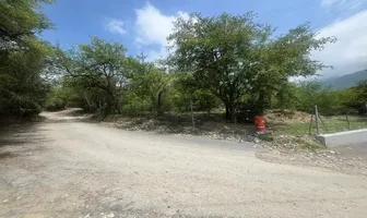Foto de inmueble en Juan de la Barrera #100, Col. Las Margaritas C.P. 67325, Santiago