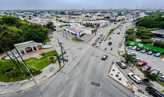 Foto de inmueble en Av. las puentes #402, Col. Las Puentes Sector 3 C.P. 66460, San Nicolás de los Garza