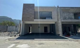 Foto de inmueble en Los Encinos #500, Col. Los Cristales C.P. 64985, Monterrey